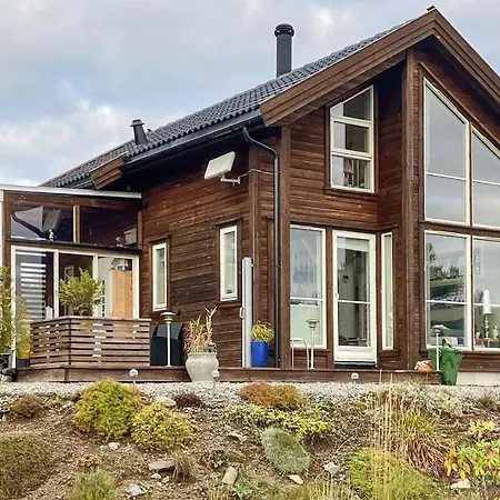1 Bedroom Lovely In