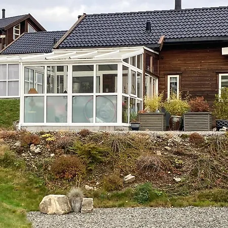 1 Bedroom Lovely In Holiday home